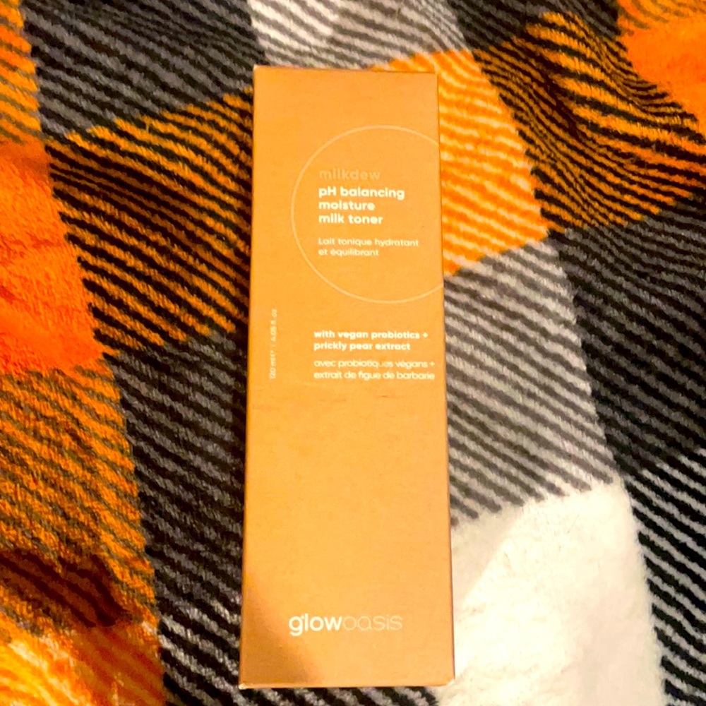 Milk dew toner glowasis